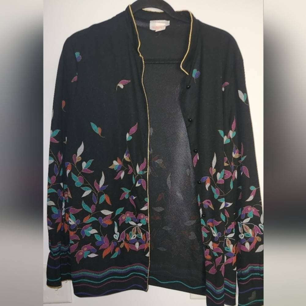 With It NWT Vintage Button Down Polyester Black Gold Long Sleeve Blouse Top